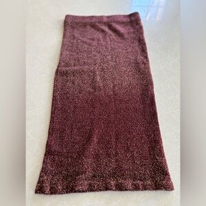 Forever 21 Elegant Maroon Knit Midi Skirt Metallic Thread Women’s Size Small